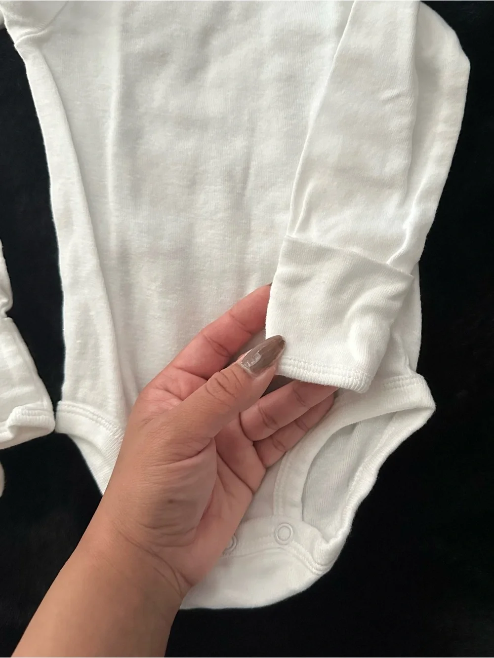 5 Pack White & Cream Baby Bodysuits